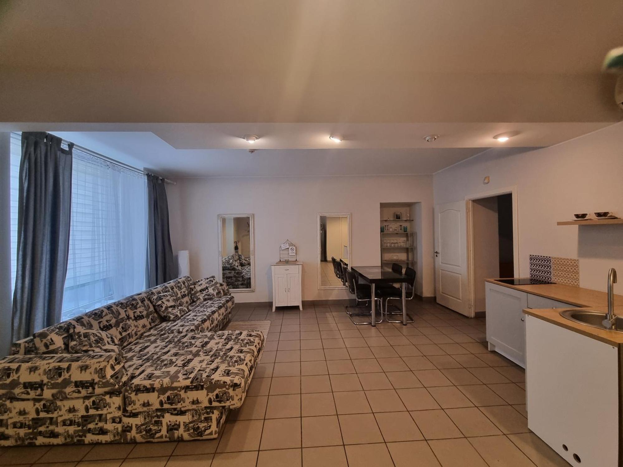 Camellia Studio Apartment & Parking Rīga Exterior foto